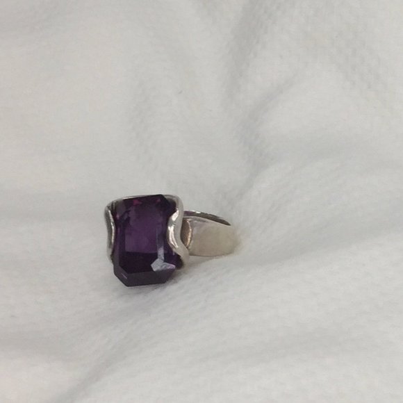 Handcrafted Silver Free-Form Color-Changing Sapphire Ring - Sz 6 - Picture 11 of 13